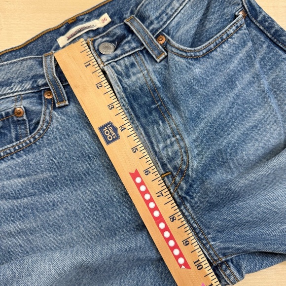 Levi’s Wedgie Straight Jeans Women’s 26 Button Fly Frayed Hem Blue Denim - Picture 8 of 16